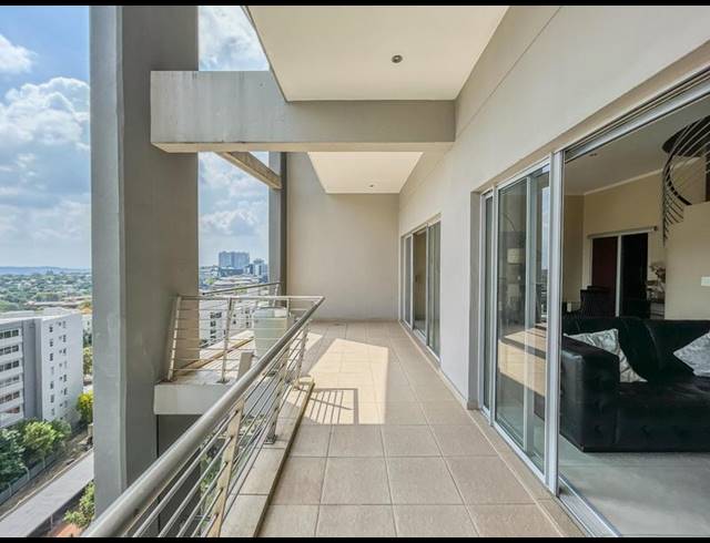 3 BEDROOM PROPERTY TO RENT IN SANDHURST